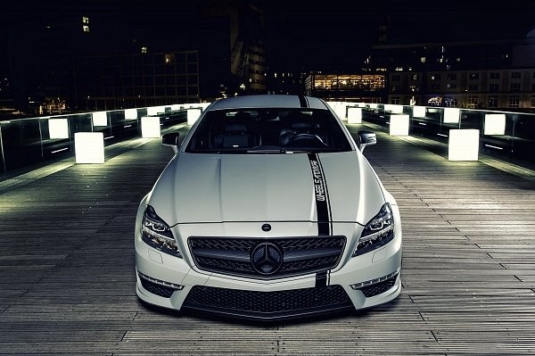 Mercedes-Benz C218 CLS WM Style Carbon Fiber Body Kit Front Lip Side Skirt Spoiler Diffuser