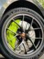 Porsche Macan Front Wheel upgrade The largest Akibono 10-piston calipers on the market with 420 specification high-carbon heat treatment punch tray set 20 "wheel hub upgrade installation perfect