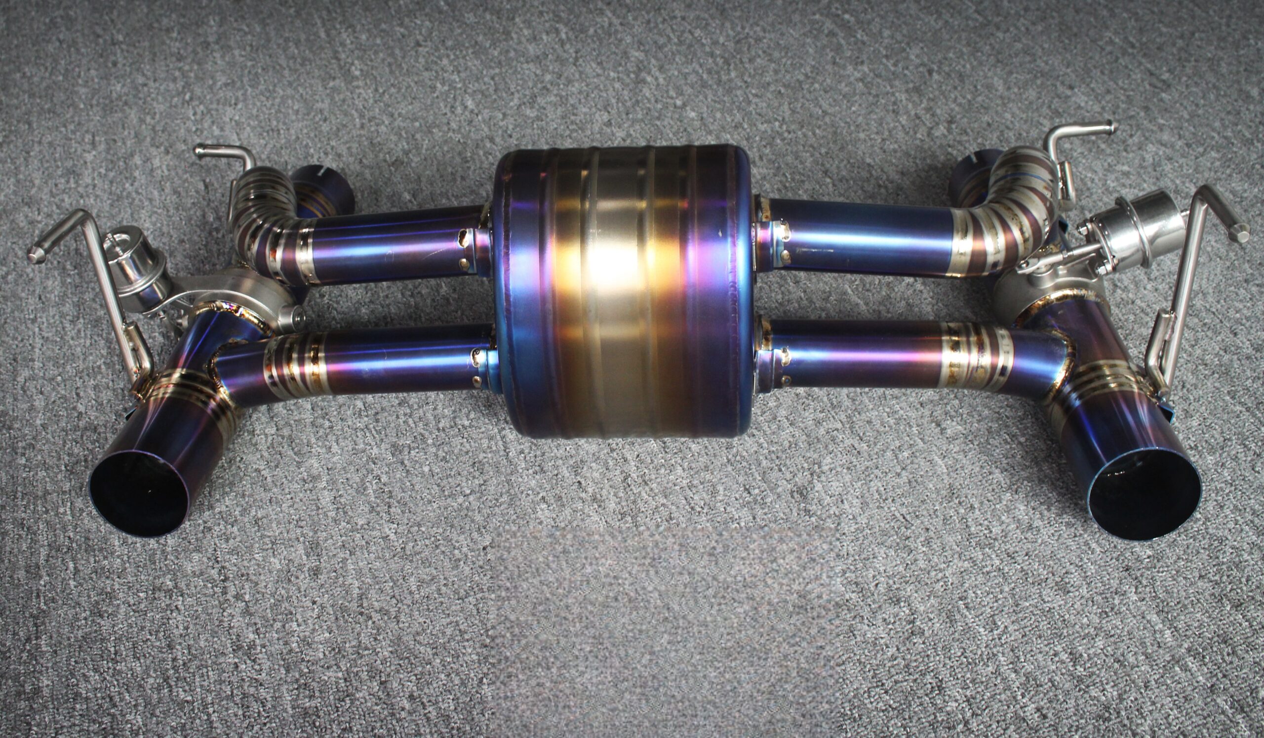 Ferrari 488 Upgrade Style2 High Quality High Corrosion Resistance Extreme Light Weight High Heat Resistance Titanium Alloy Exhaust System