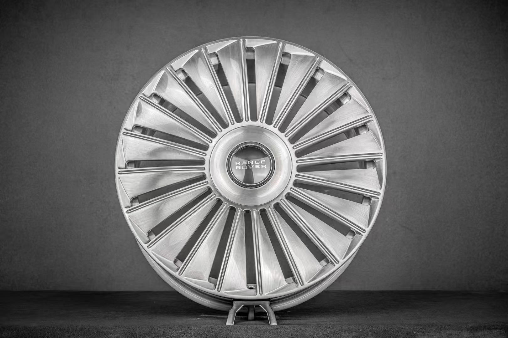 Range Rover 5 Forged Wheel